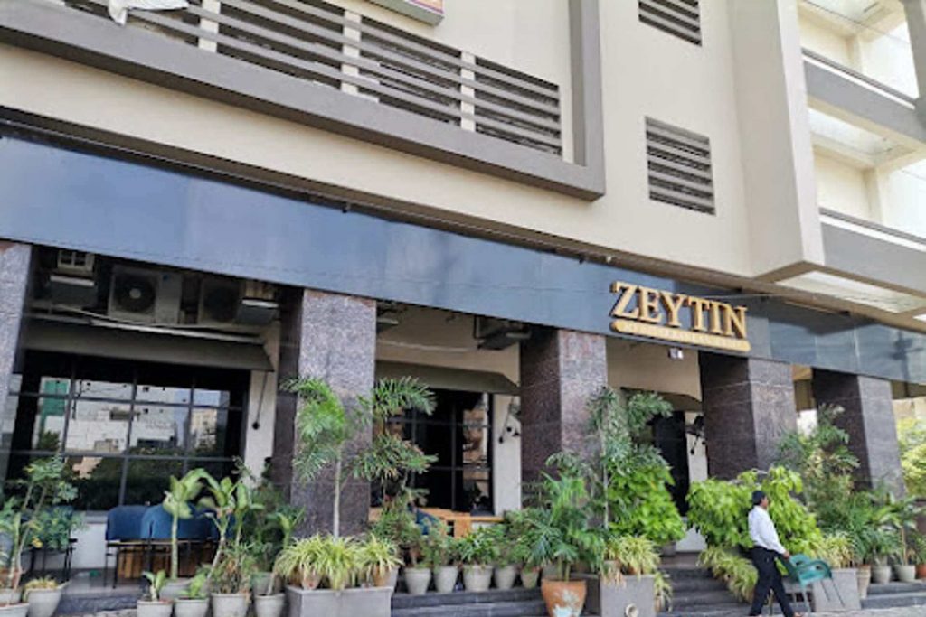 Zeytin Restaurant Karachi