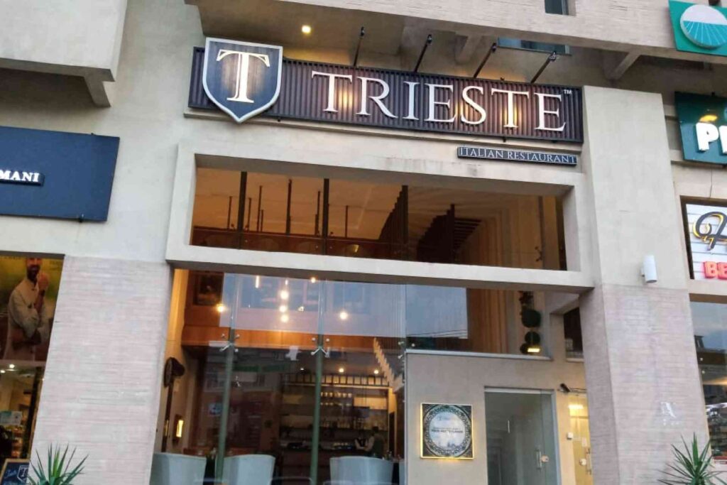 Cafe Trieste