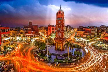 Best Places to Visit in Faisalabad