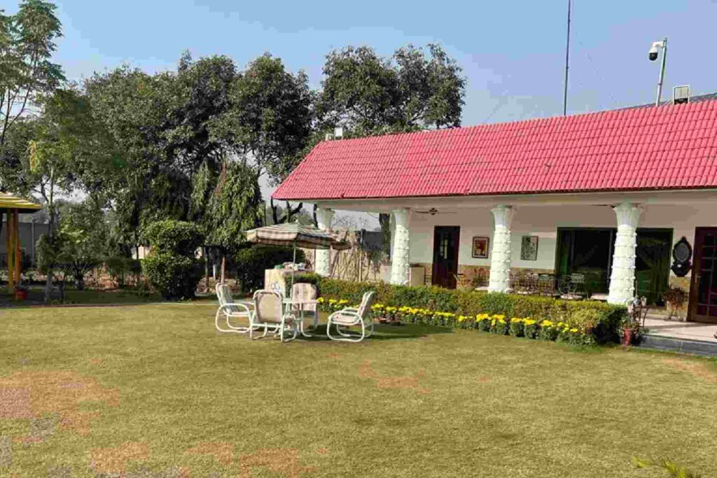 Best Farmhouses in Lahore